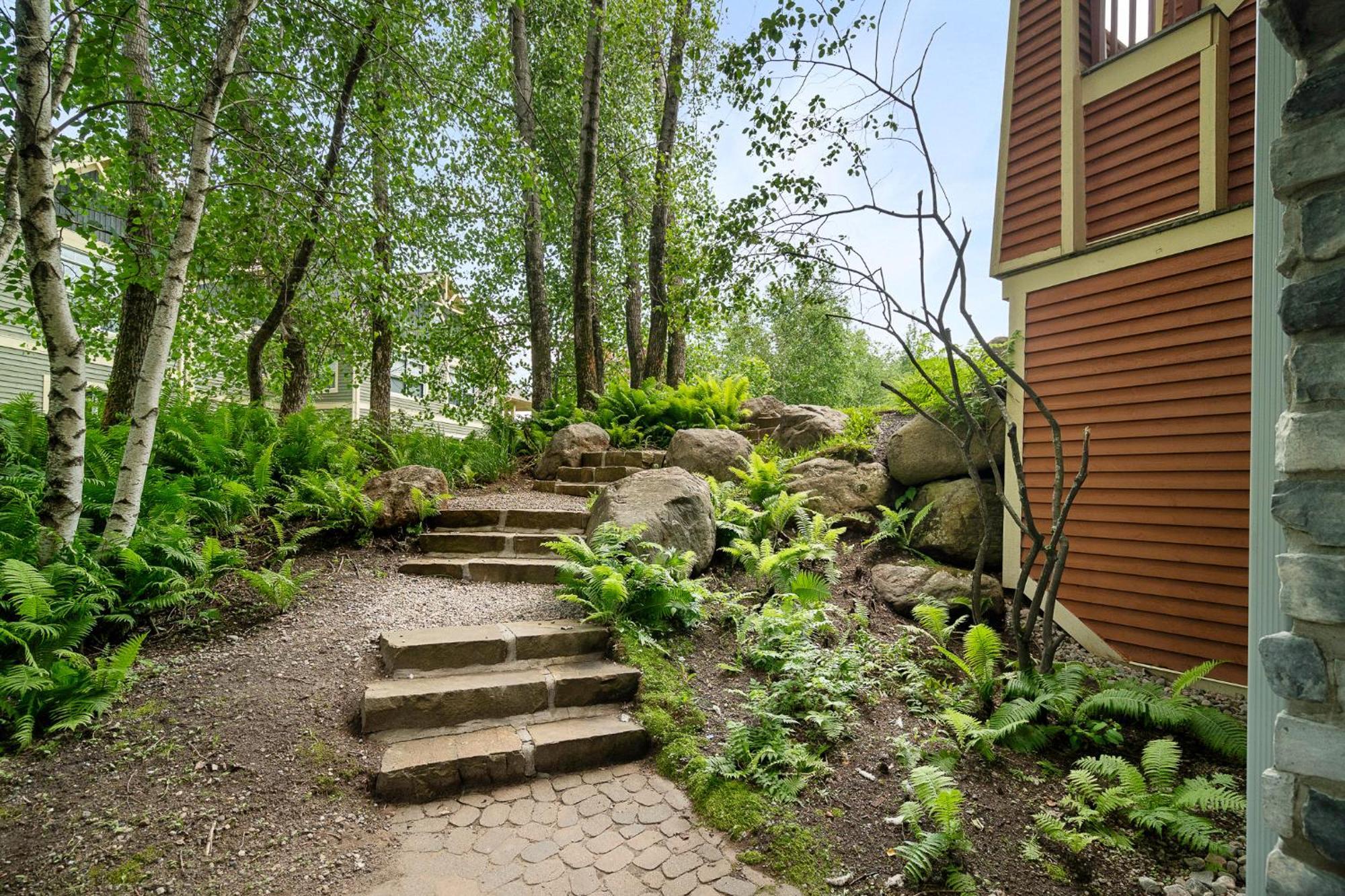 Les Eaux - 2Bdrs W Pool & Hot Tub Near Village Mont-Tremblant Exterior photo